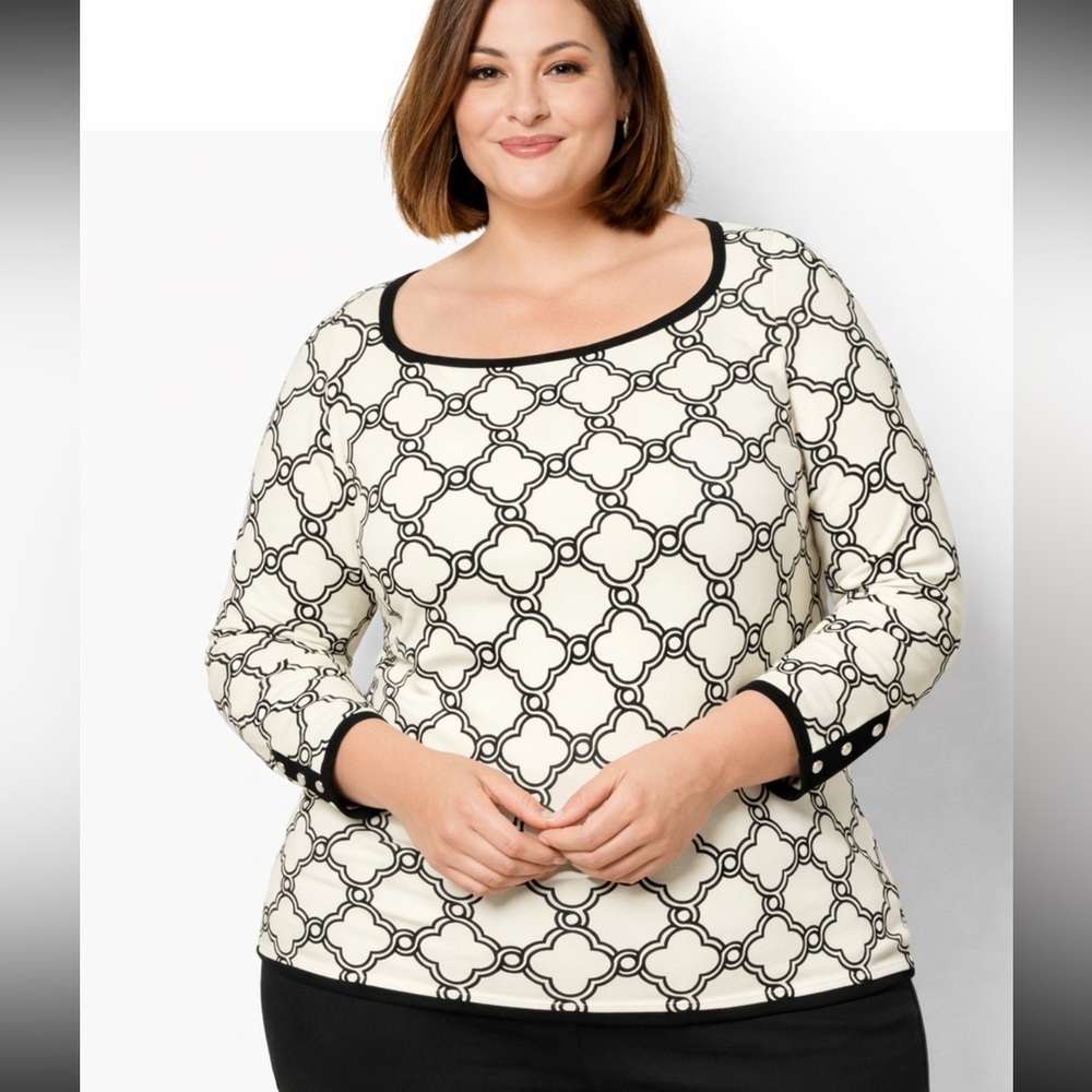 TALBOTS Three Quarter Sleeve Tupped Button Cuff Geo Print Sweater Medium Elegant